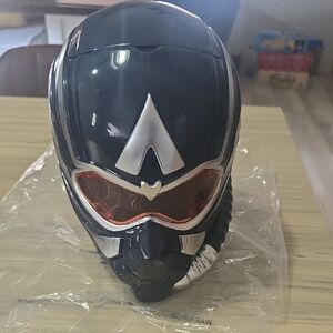 Captain America: Brave New World Helmet & Collapsible Shield Popcorn Buckets